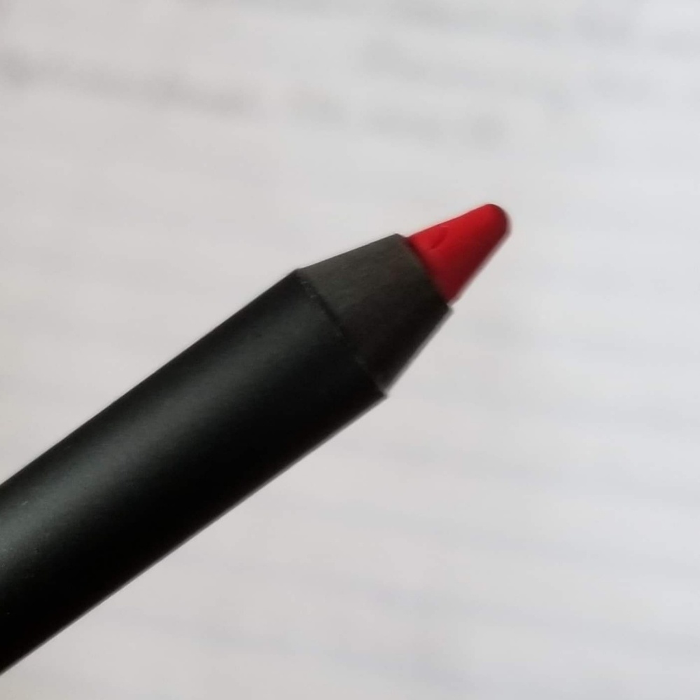 Moodstruck Precision lip liner